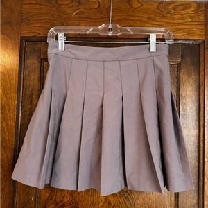 Aritiza Sunday Best Pleated Skirt in purple Taupe
